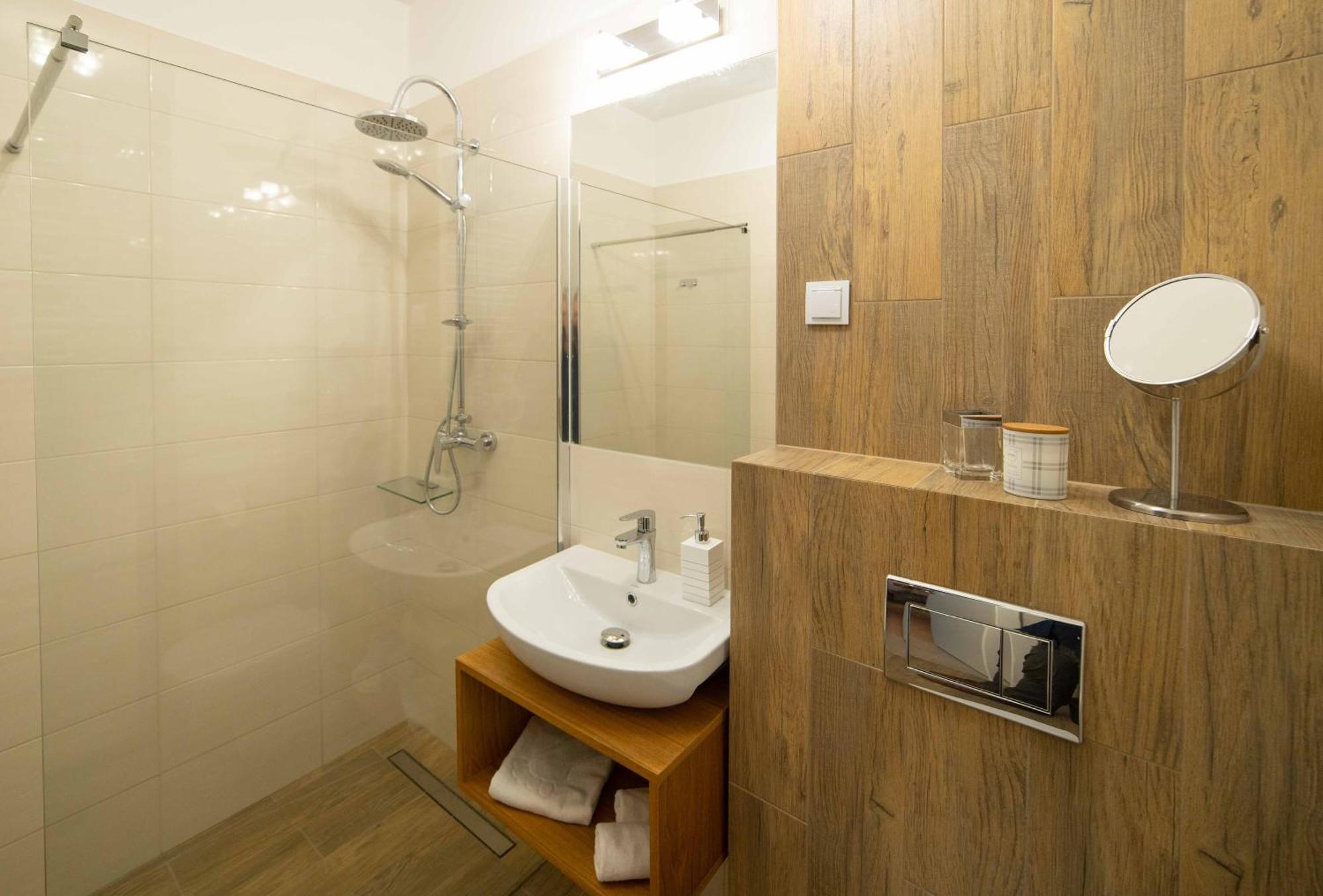 3D Spring Apartments Krasków Εξωτερικό φωτογραφία